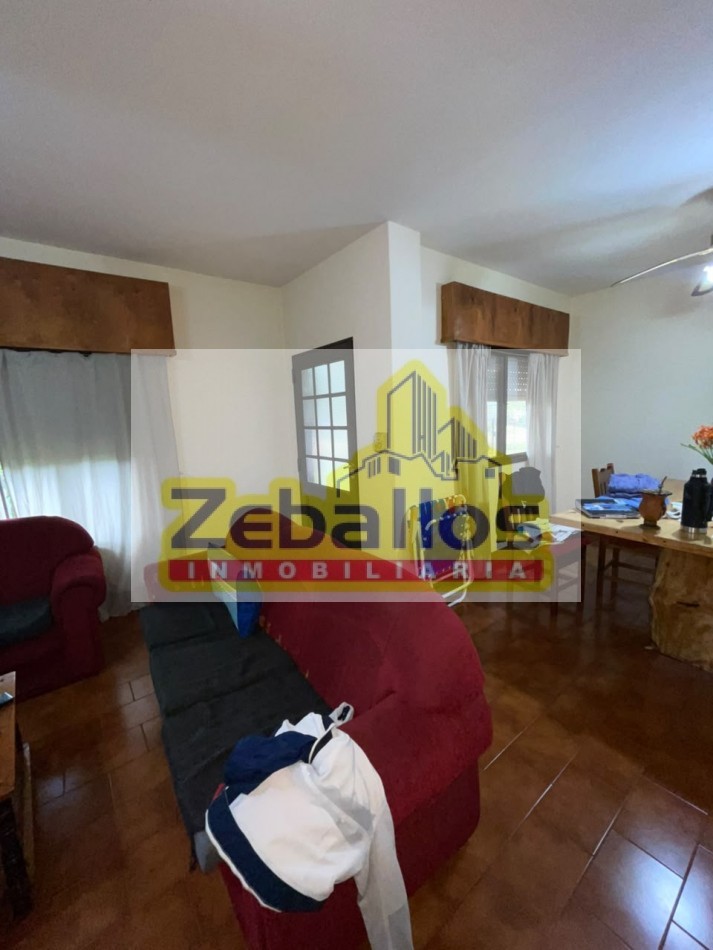 🏡 Amplia Casa en Venta | Terreno de 1.115 m² | 3 Dormitorios | Gran Parque con Frutales
