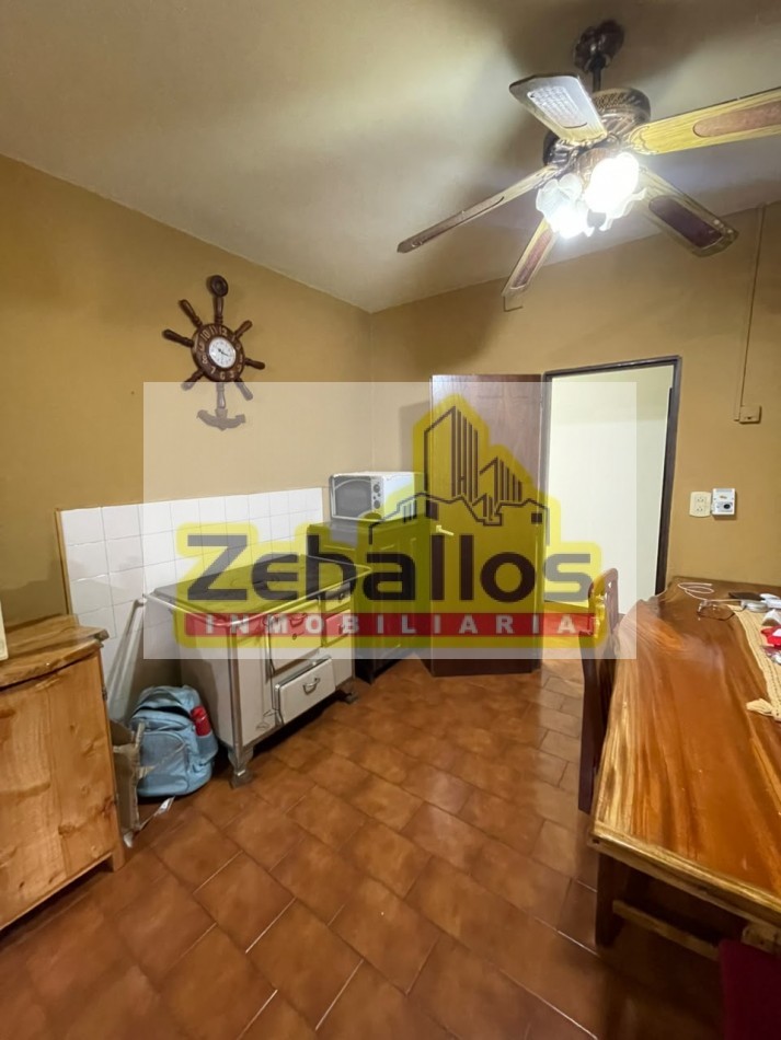 🏡 Amplia Casa en Venta | Terreno de 1.115 m² | 3 Dormitorios | Gran Parque con Frutales
